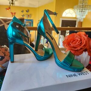 Nine West Edyn Heeled 3 in Sandal Gorgeous Metallic Teal/Turquoise sz 7 1/2